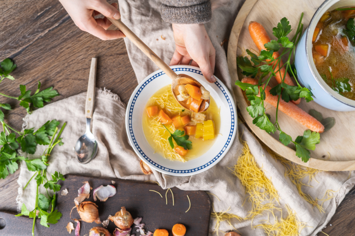 Nudelsuppe mit Gemüse