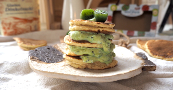Mini-Kiwi-Pancake-Torte