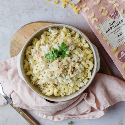 Karfiol Carbonara mit gerösteten Mandeln