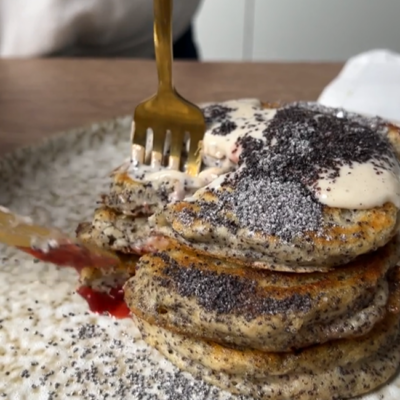 Bio-Germknödel Pancakes Rezept von Ja! Natürlich, Step 5 Pancake aufschneiden und genießen