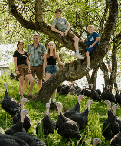 Familie schratzer mit den Puten