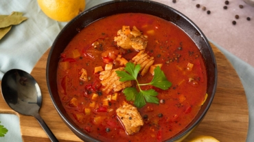 Fischsuppe auf ungarische Art