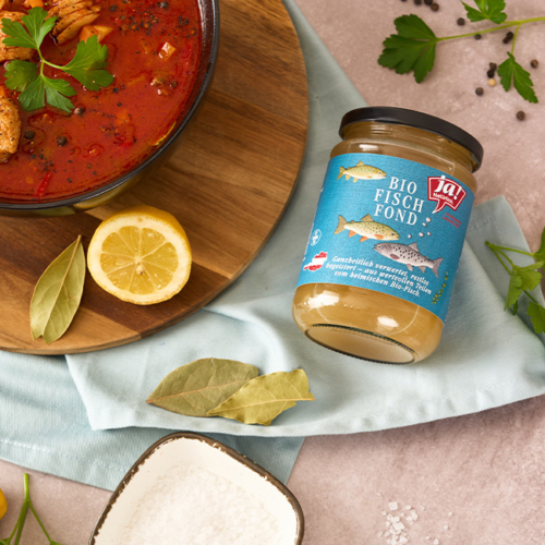 Bio-Fischfond von Ja! Natürlich mit fertiger Fischsuppe
