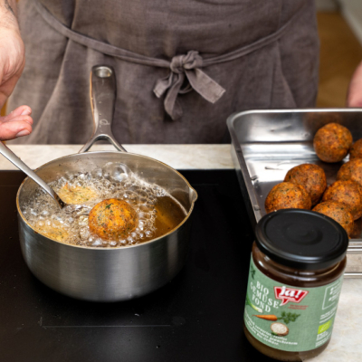 Knödel werden gekocht