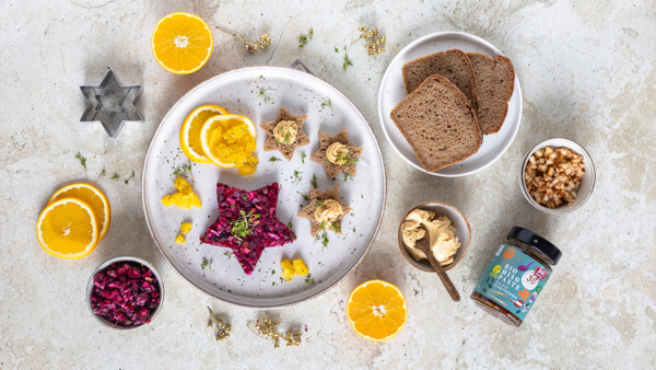 Rote-Rüben-Tatar mit Miso-Butter