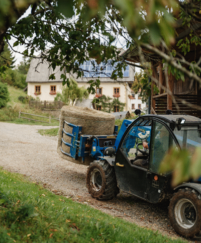 Verteilung der Heuballen