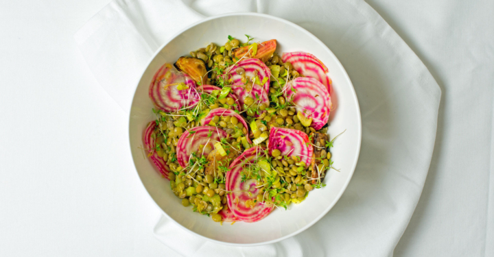 Lauwarmer Linsensalat mit Chioggia Rüben