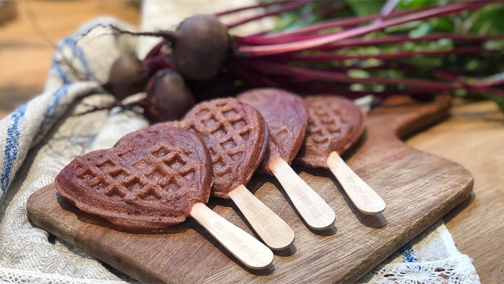Kakao-Waffeln mit Roten Rüben