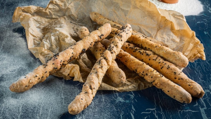 Pastinaken-Salbei-Sticks