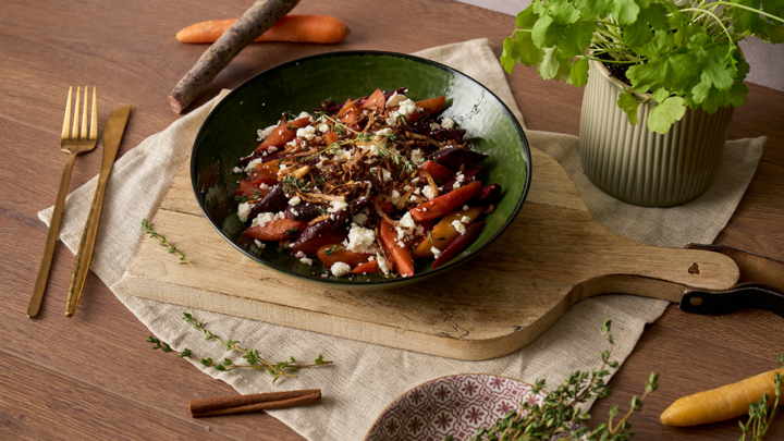 Glasierte Karotten mit Ziegenkäse