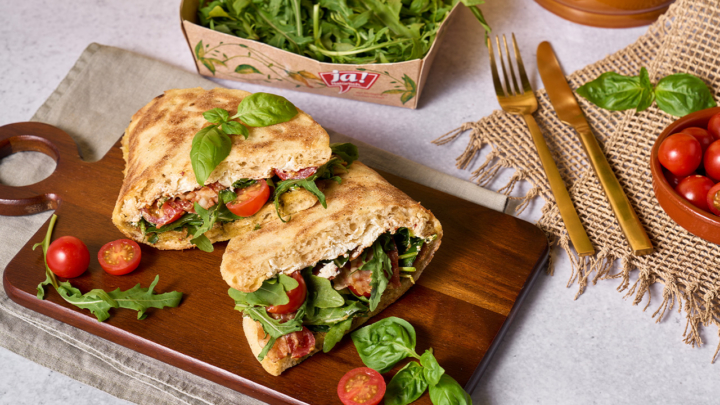 BBQ Bauchspeck Pizza Sandwich