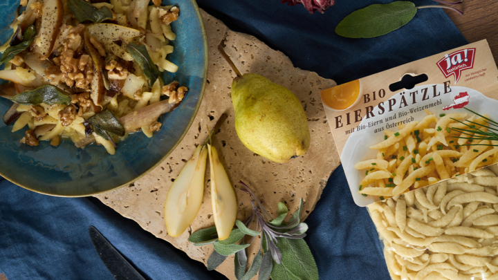 Spätzle Pfanne mit Birnen & Chicorée