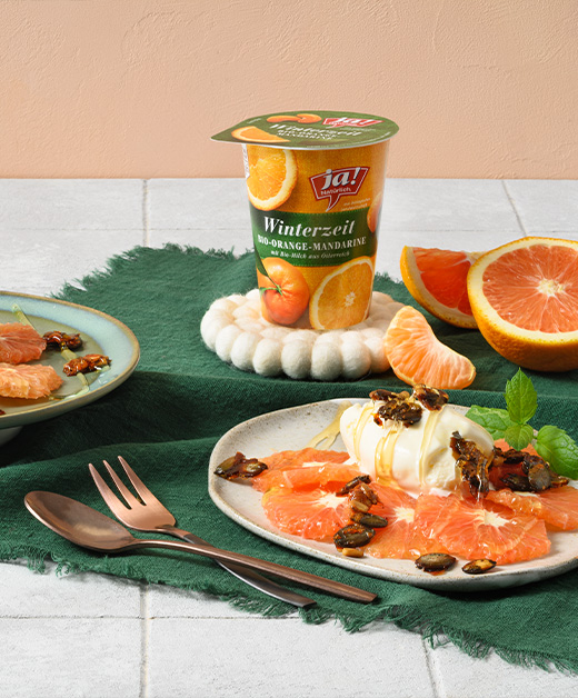 Winterzeitjoghurt Fruchtdessert mit Orange und Mandarine