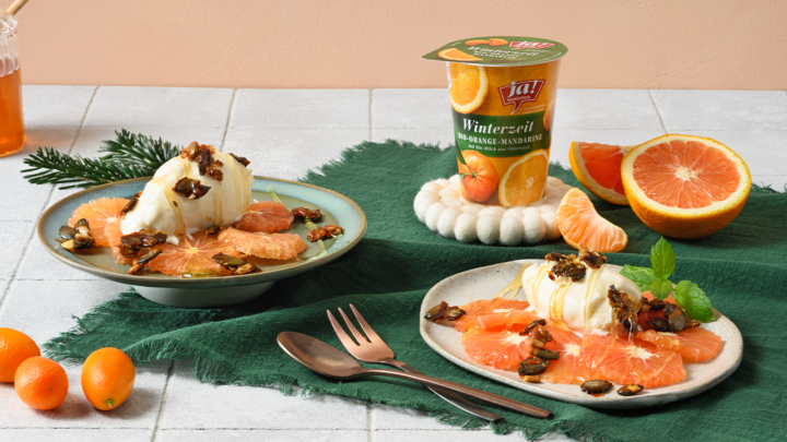Winterliche Zitrusfrüchte mit Frozen Joghurt und Saaten-Granola