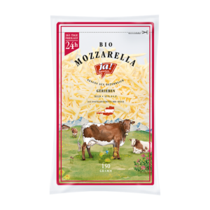 Bio-Mozzarella gerieben