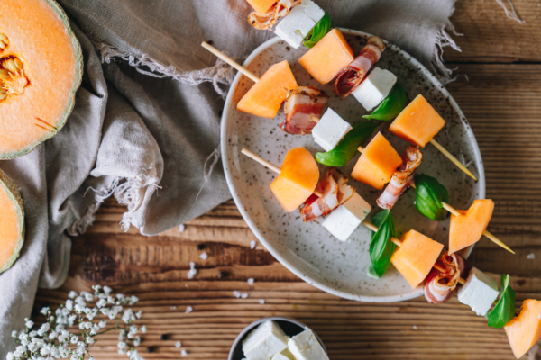 Pikante Zuckermelone-Feta Spieße