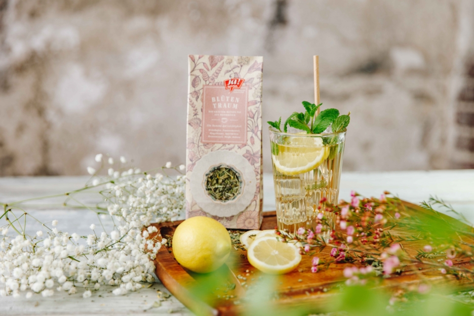 Zeit für Erfrischung: selbstgemachte Sommer-Getränke und Cocktails