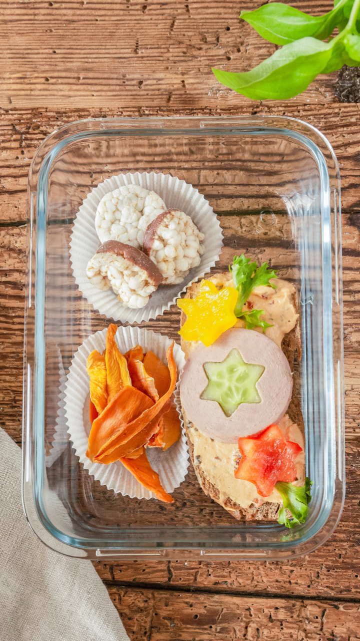 Gesundes belegtes Brötchen