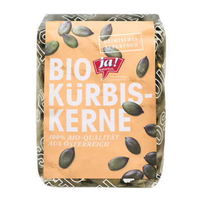 Eine Packung Ja! Natürlich Bio-Kürbiskerne.
