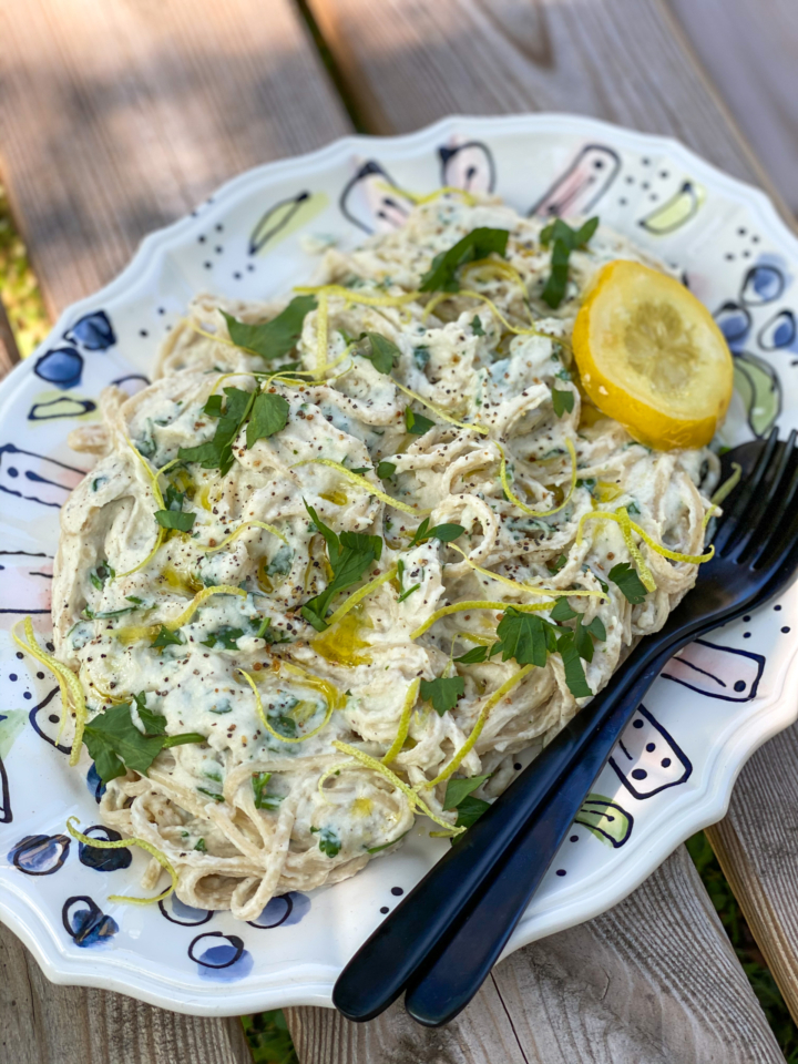 Dinkel-Linguine mit Karfiol-Cashew-Creme