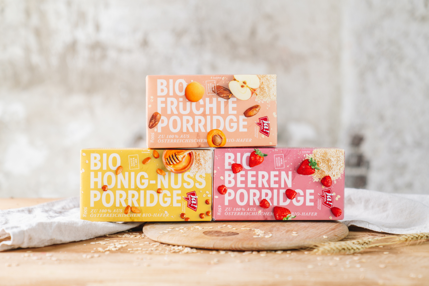 Verschiedene Bio-Porridge Sorten.