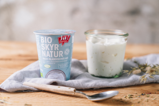 Bio-Skyr im Glas