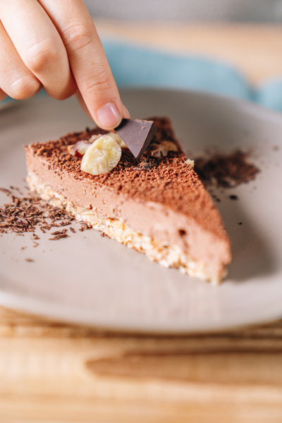 Stück einer Schoko-Maroni Tarte