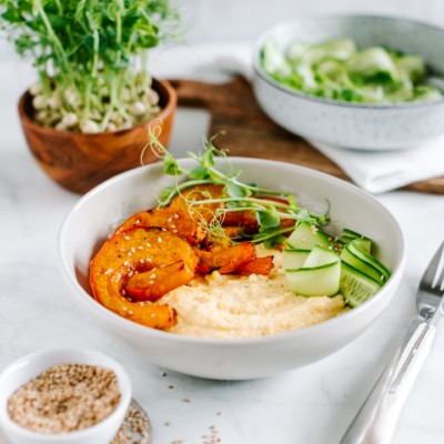 Polenta-Bowl mit Kürbis
