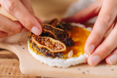 Reiswaffel mit Trockenfrüchten