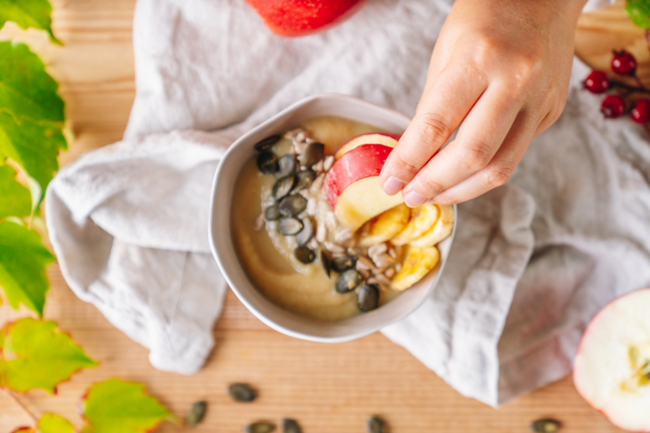Joghurt mit Apfel-Bananenmus