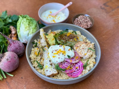 Golden Bowl mit Kurkuma-Skyr
