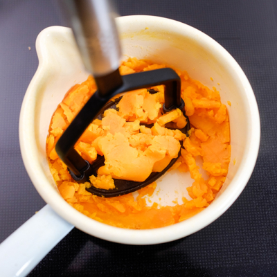 Süßkartoffel kochen & zerkleinern