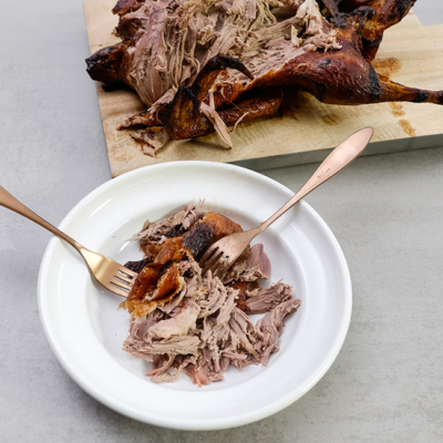 dann die zarte Ente auseinanderreißen