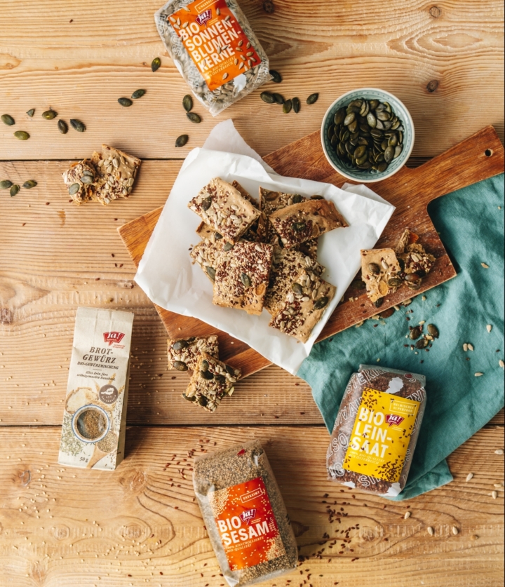 Knuspriges Roggen-Vollkorn-Knäckebrot