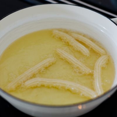 Churros mit Kaffee-Soße