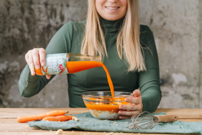 Carrot Cake Smoothie Bowl