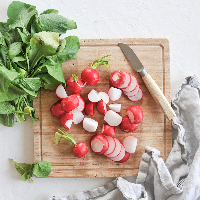 Leaf-To-Root: So verwertest du Bio-Gemüse & -Obst vom Blatt bis zur Wurzel