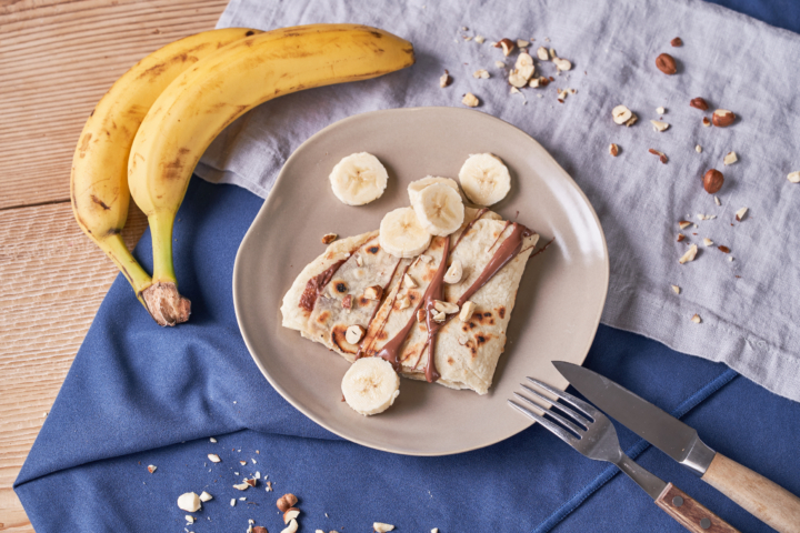 Selbstgemachte Wraps mit Nougatcreme-Füllung