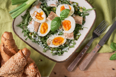 Eiersalat mit Lachsforelle