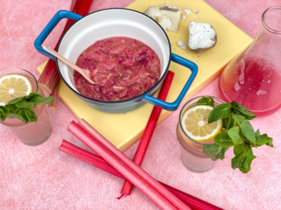 Rhabarber Leaf-To-Root Karma Food