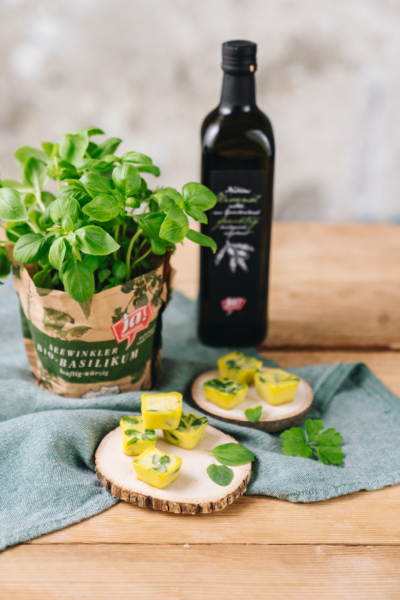 Kräutermix-Marinade Eiswürfel