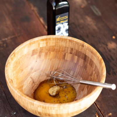 Käsekrainer mit Erdäpfel & Coleslaw Marchello