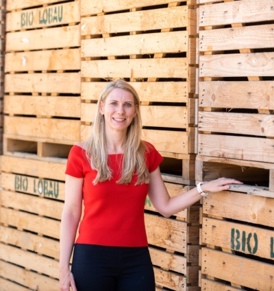 Klaudia Atzmüller, Geschäftsführerin von Ja! Natürlich, im Bio-Zentrum Lobau