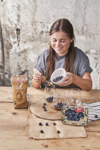 Heidelbeer Macchiato