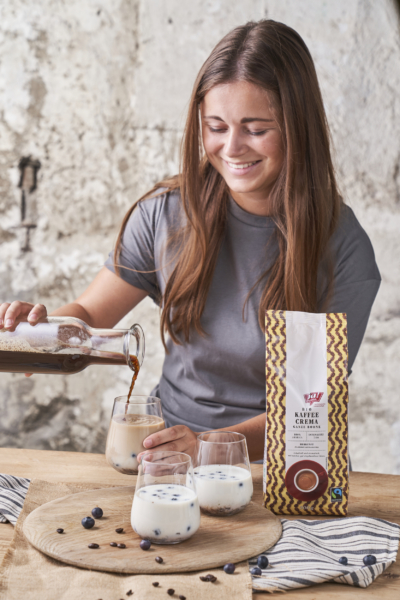 Heidelbeer Macchiato