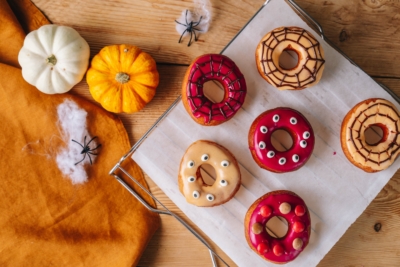 selbstgemachte Halloween-Donuts