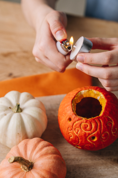 Teelichthalter DIY Kürbis