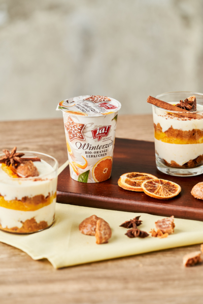 Winterzeit-Bio-Joghurts Orange-Lebkuchen