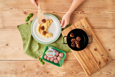 Bio-Meatballs mit Polenta