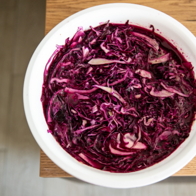 Rosa gebratene Bio-Entenbrust mit Maroni-Rotkraut & Enten-Grammel-Knödel